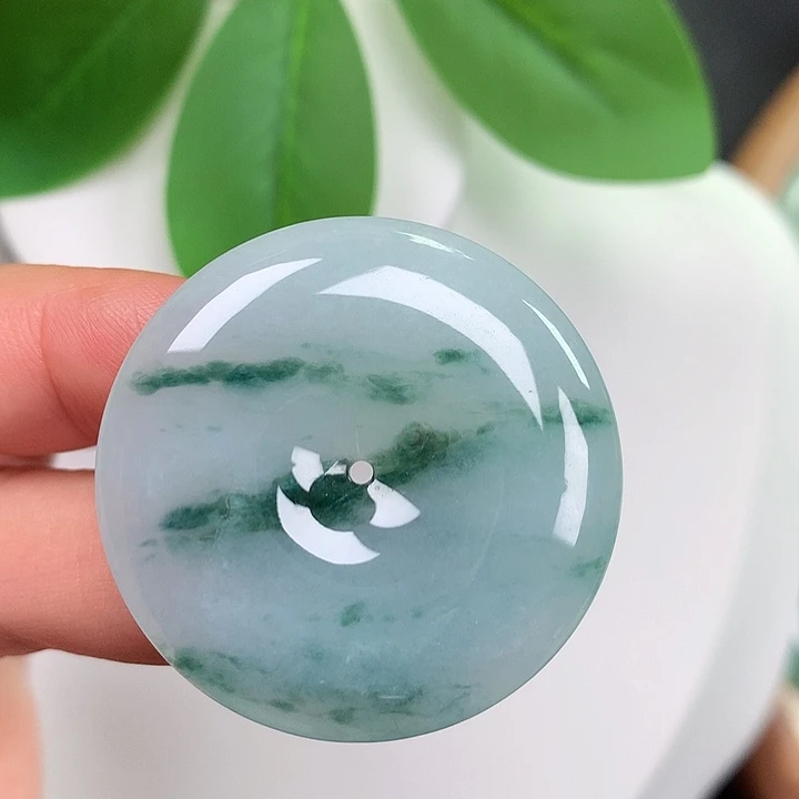 翡翠未镶嵌颈饰平安扣 35.6x5.9mm