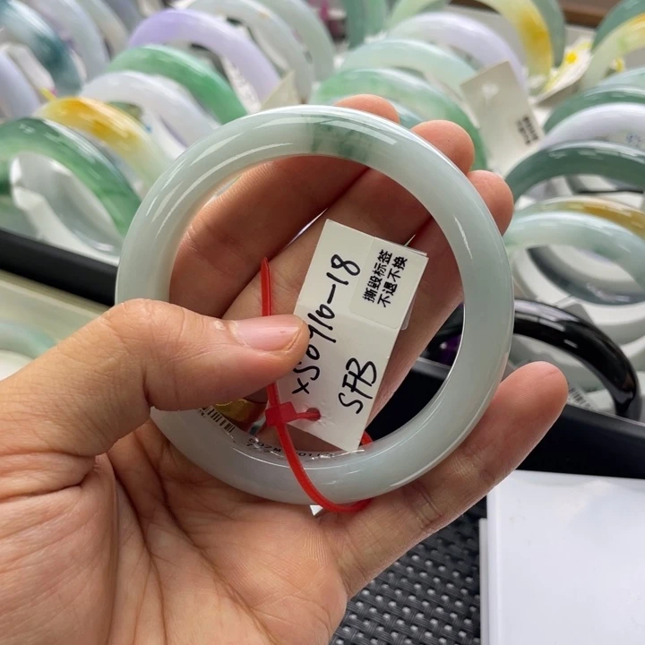 未镶嵌手镯翡翠翡翠手镯