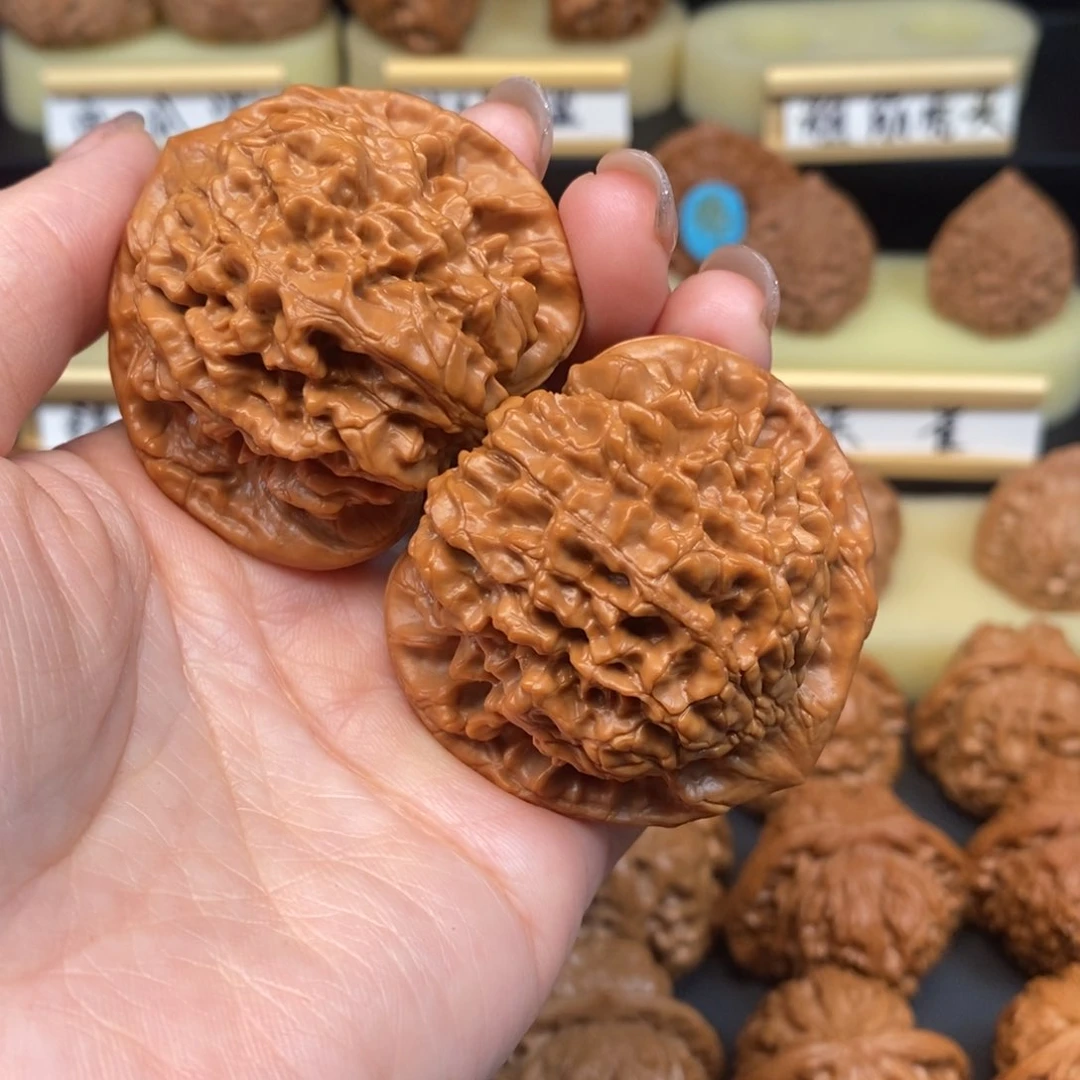 吊坠文玩核桃驽**驾官帽