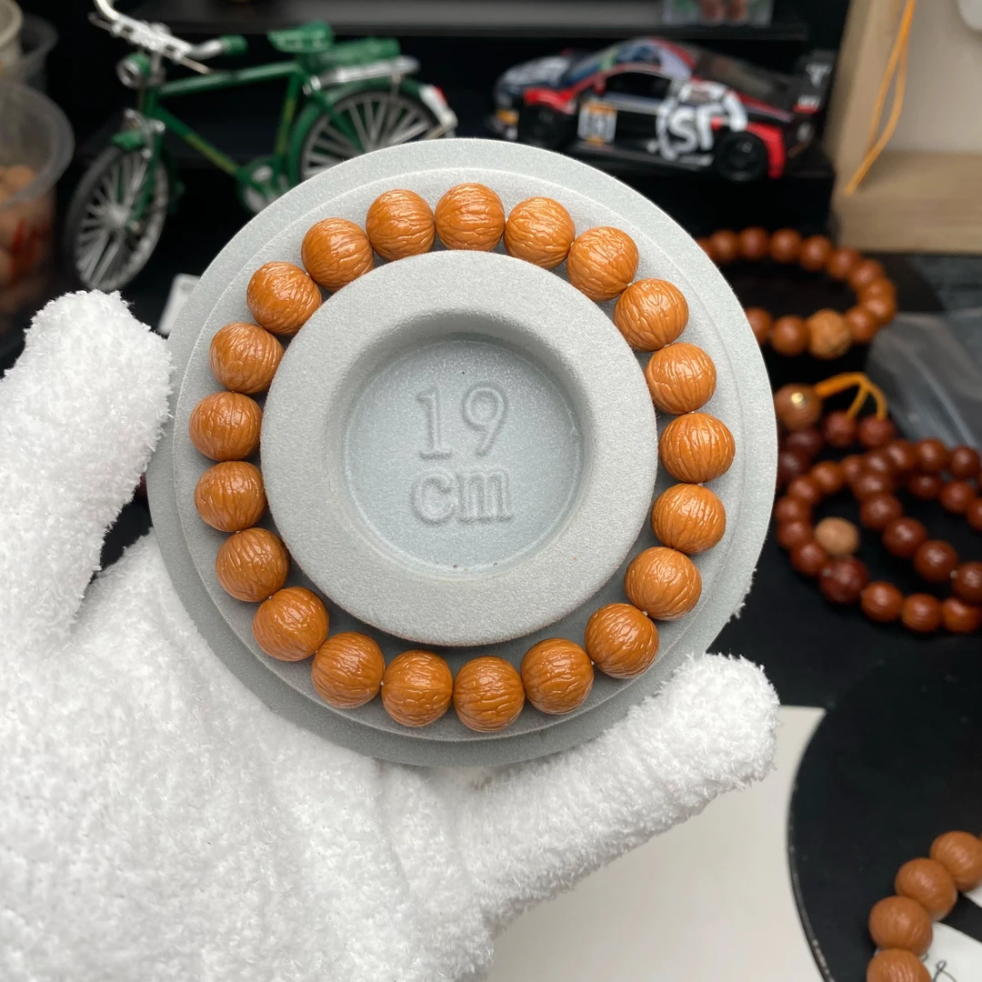 《凤羽一物一图专拍》11.5边肚高三围同尺猴头核桃凤羽