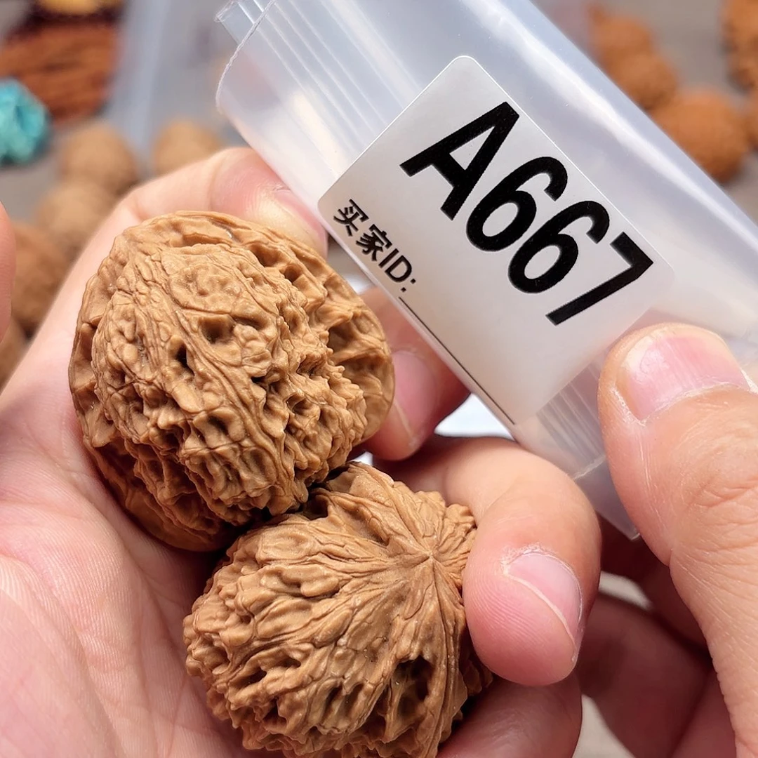 文玩核桃把件南疆667