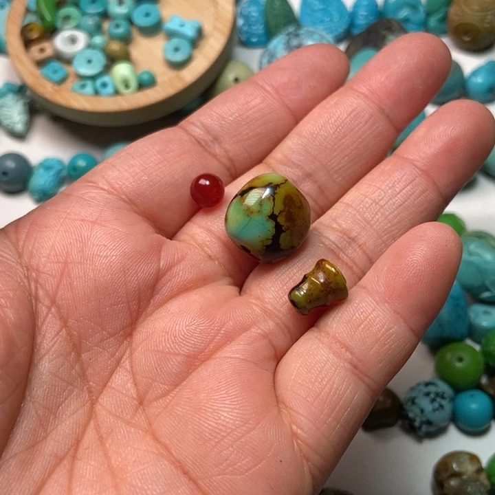 南红玛瑙未镶嵌颈饰