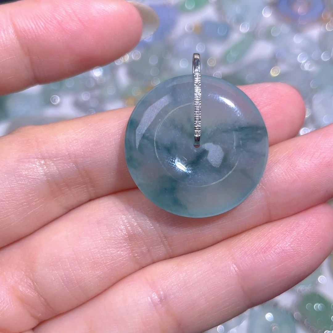 颈饰18K金镶嵌翡翠翡翠