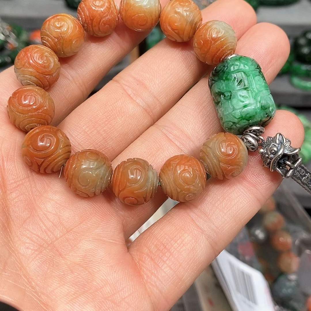 未镶嵌手链翡翠漂亮美眉