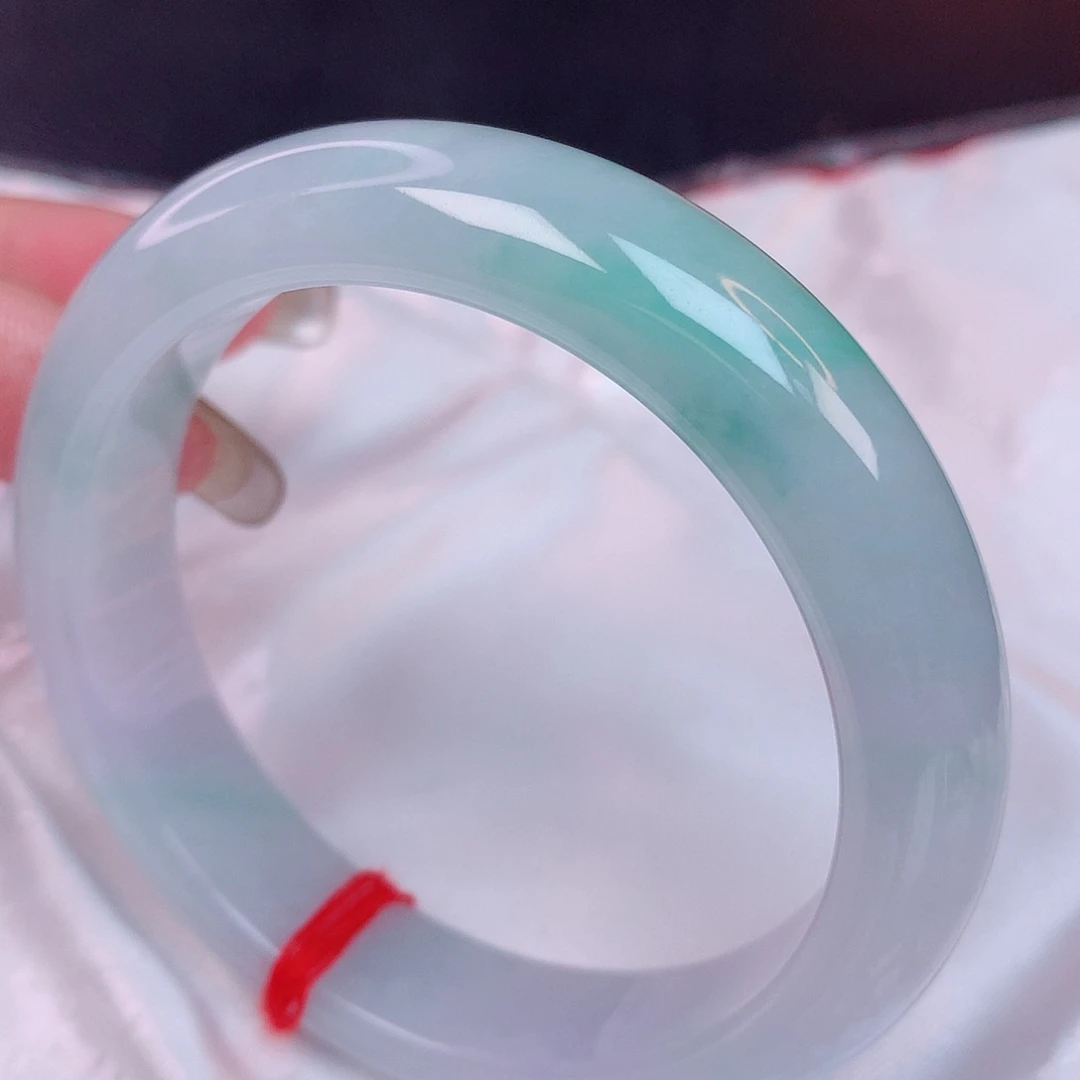 翡翠手镯未镶嵌54 翡翠手镯