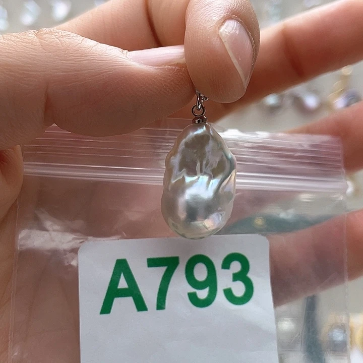 未镶嵌淡水珍珠天然珍珠。  漏 漏 漏