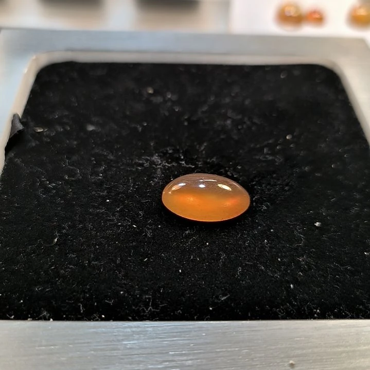 福***行未镶嵌戒面石英岩玉