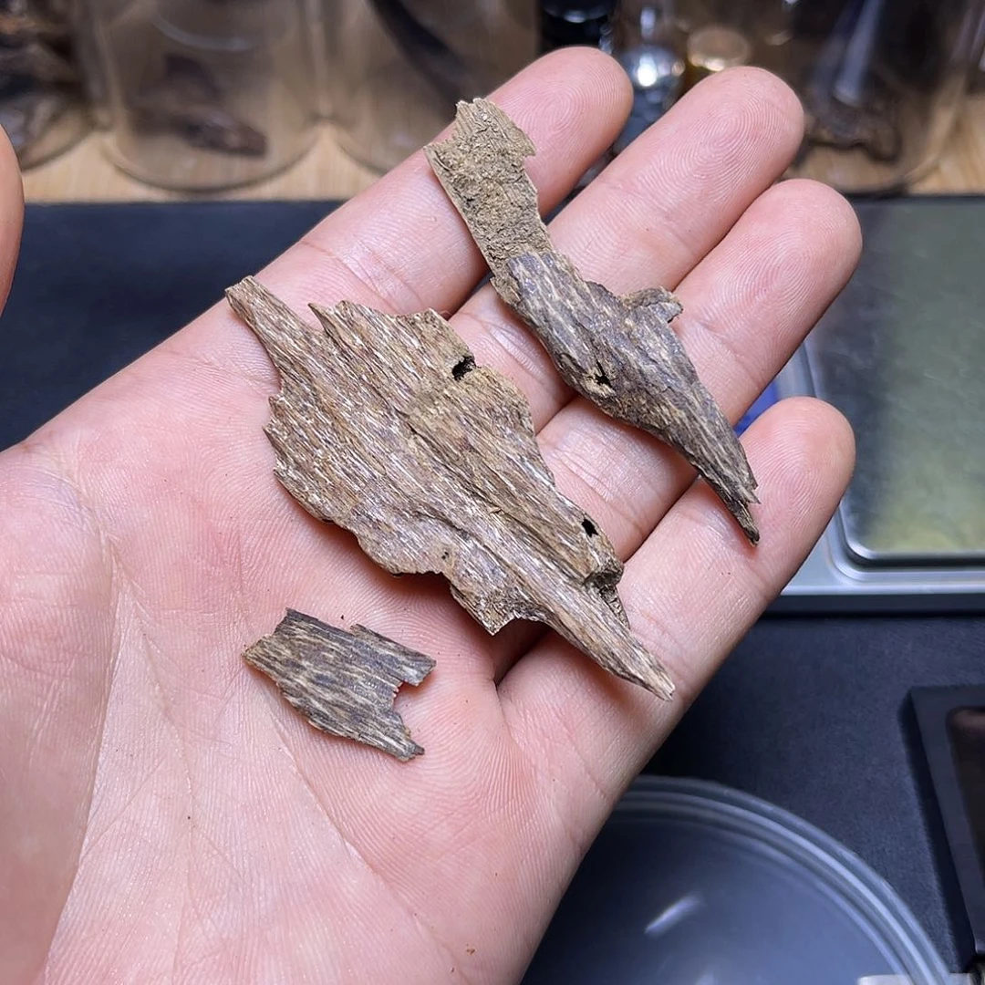 香榧木尖峰岭包头碎料2.6克
