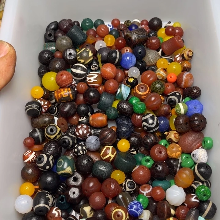 玻璃颈饰5405。福利玛，瑙10个