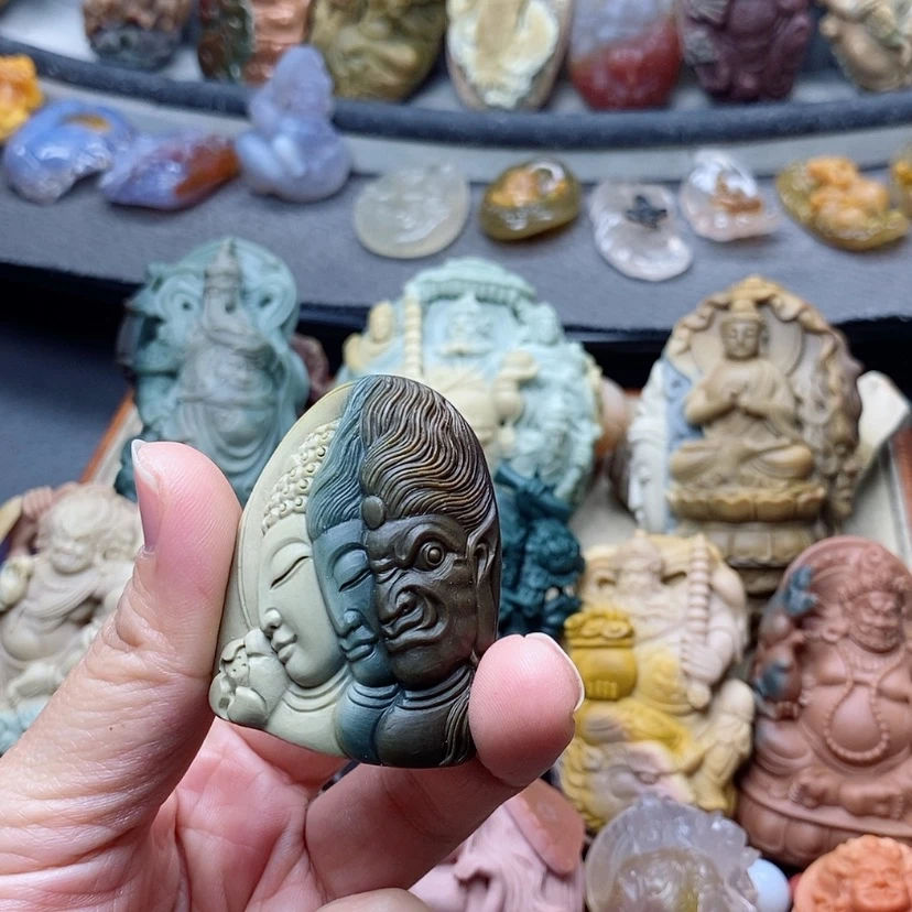 【闪购商品】定制石英质玉吊坠未镶嵌