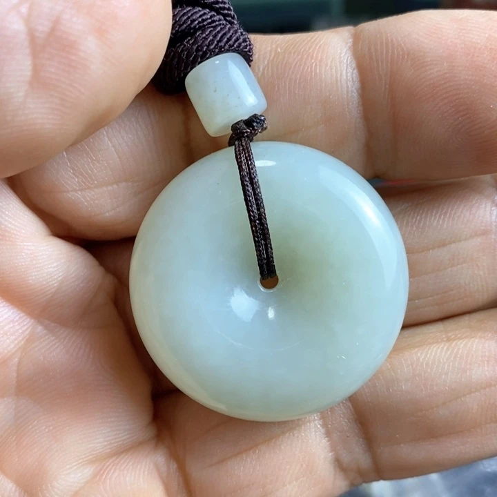 和田玉（糖玉）未镶嵌珠宝奇石