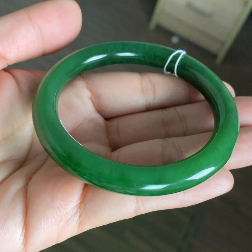 【闪购商品】未镶嵌手镯和田玉（碧玉）