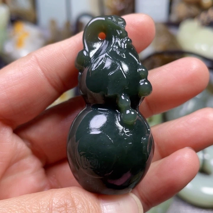 用***0和田玉未镶嵌挂件