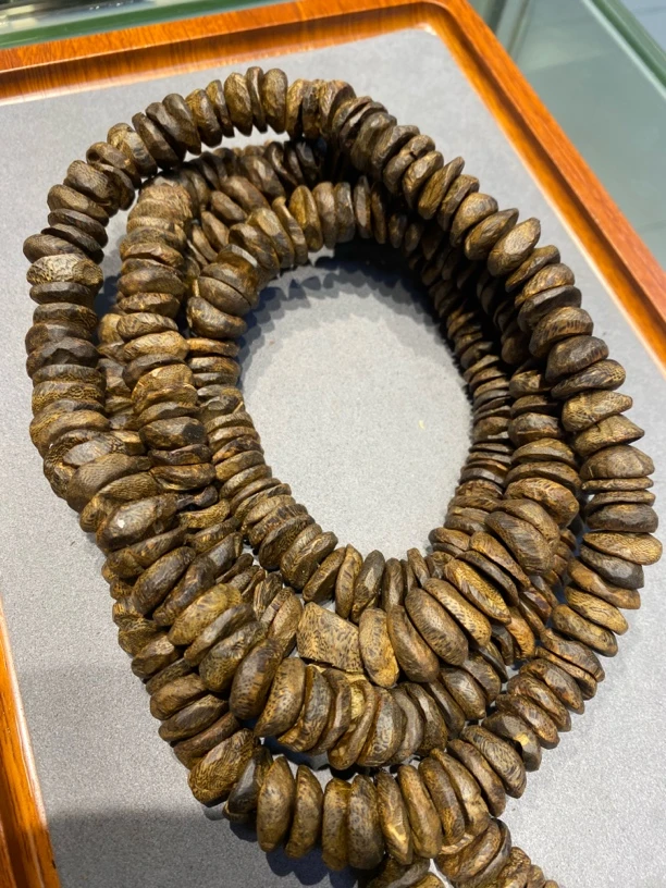 绿奇楠沉香手串树丁