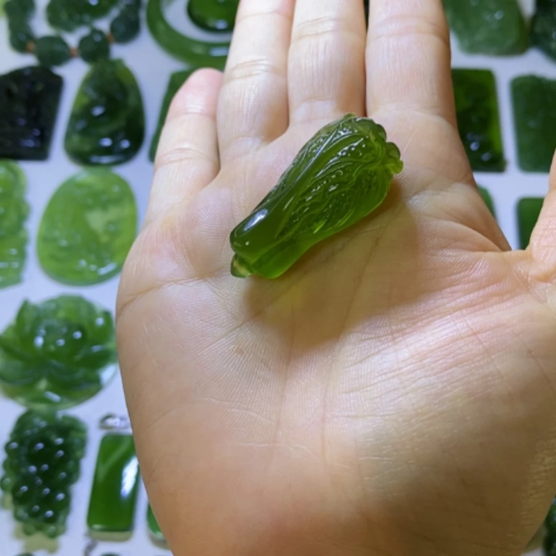 【闪购商品】未镶嵌蛇纹石玉颈饰