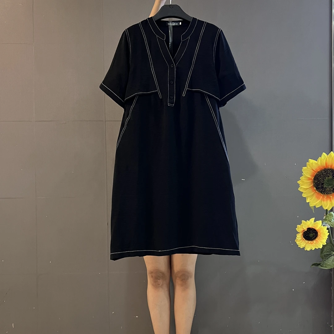 夏季新款气质V领宽松显瘦高级感轻奢法式大码连衣裙