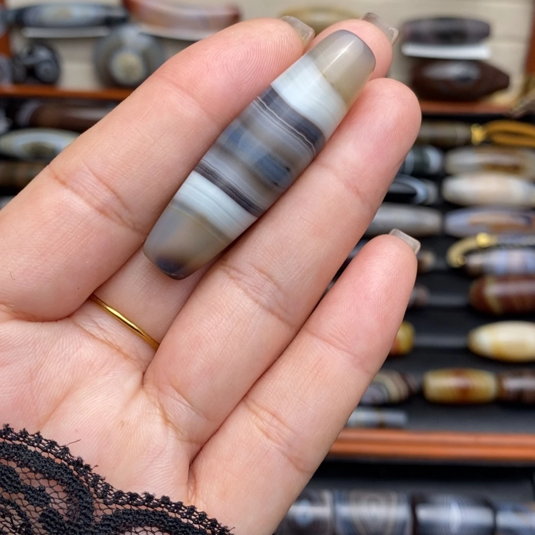 佛***哥玛瑙/玉髓未镶嵌吊坠