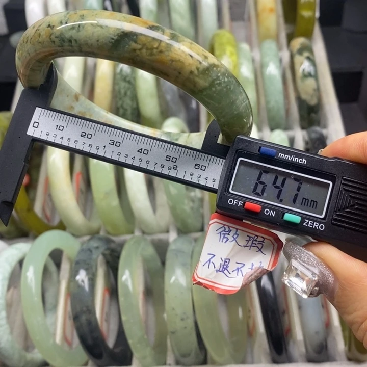 蛇纹石玉手镯38未镶嵌