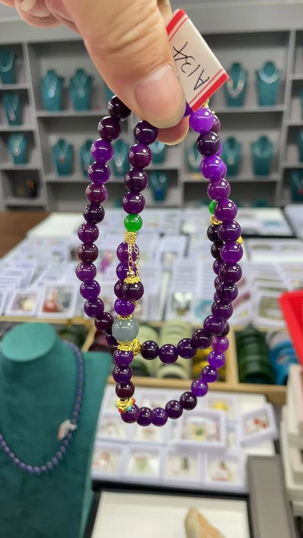 A134 舒俱来轻奢大气款手串