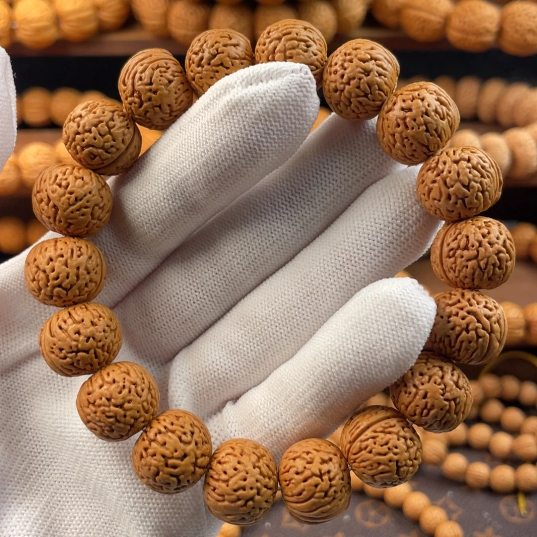 桃核吊坠王某南瓜