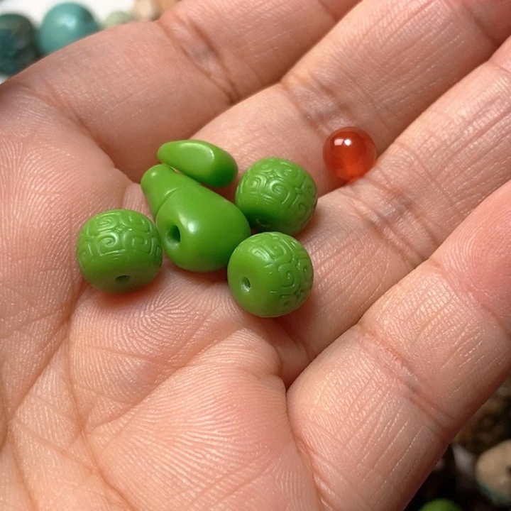 南红玛瑙未镶嵌颈饰