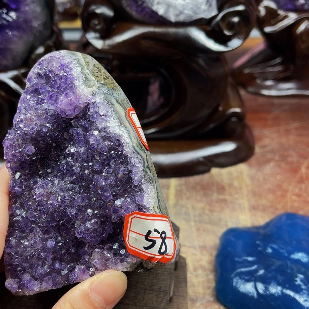 水晶大型摆件未镶嵌