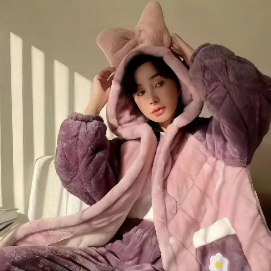 0513女士加厚唐老鸭长袍家居服套装