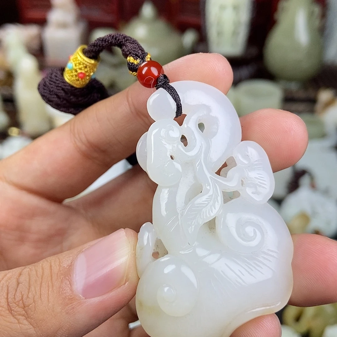 和田玉未镶嵌挂件