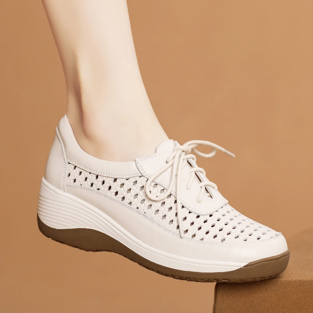 镂空真皮单鞋女2025新款夏季休闲鞋厚底软底妈妈鞋透气牛皮洞洞鞋