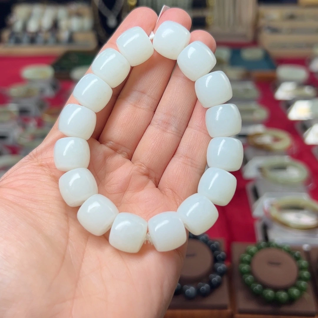 和田玉未镶嵌手链