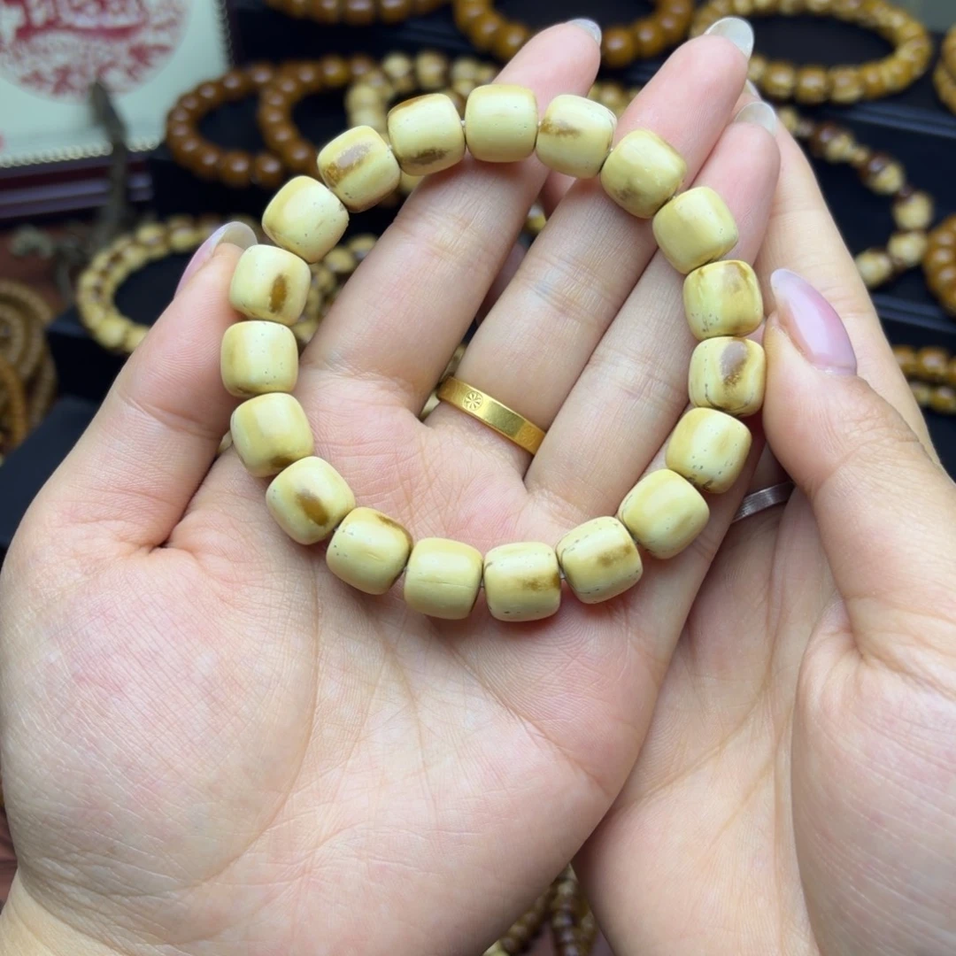 紫金鼠手串11.8尺寸实心白皮鼠