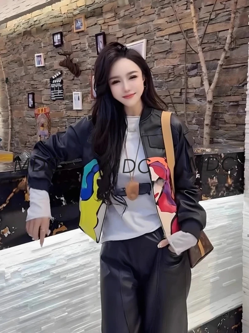 新款真皮绵羊皮涂鸦美女图棒球服皮衣年轻时尚潮流气质短款春季