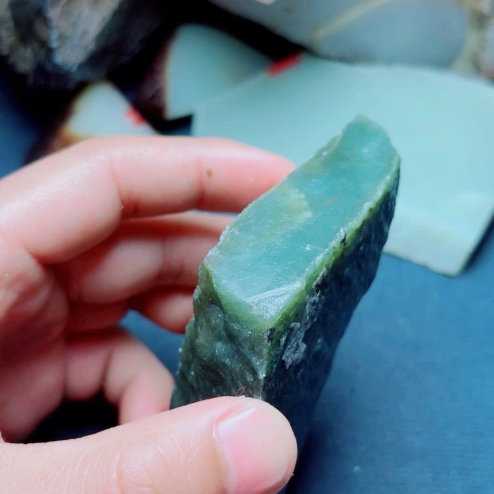 和田玉未镶嵌珠宝奇石