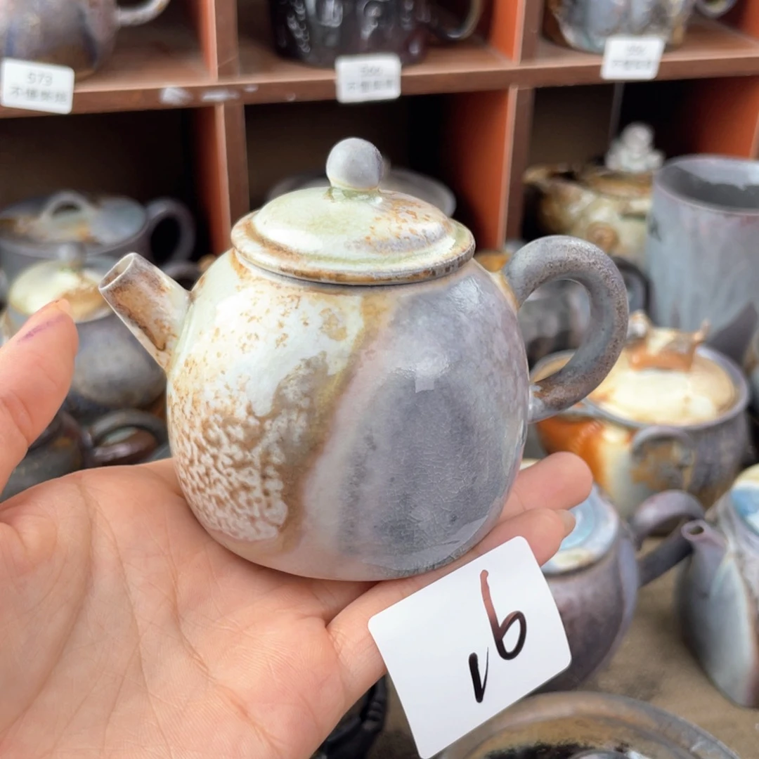 16中白微瑕壶一起喝茶