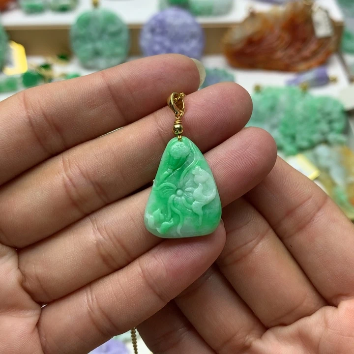 颈饰未镶嵌翡翠翡翠