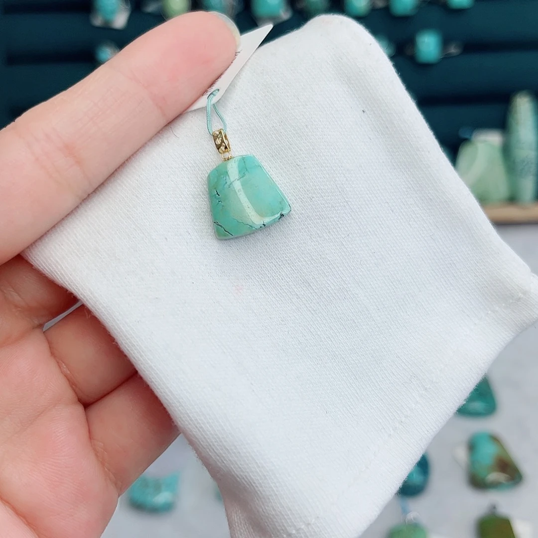 18K金镶嵌绿松石绿松石