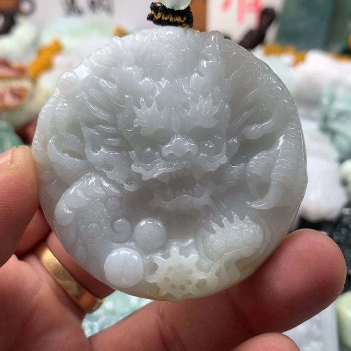 翡翠未镶嵌颈饰保真天然a货翡翠