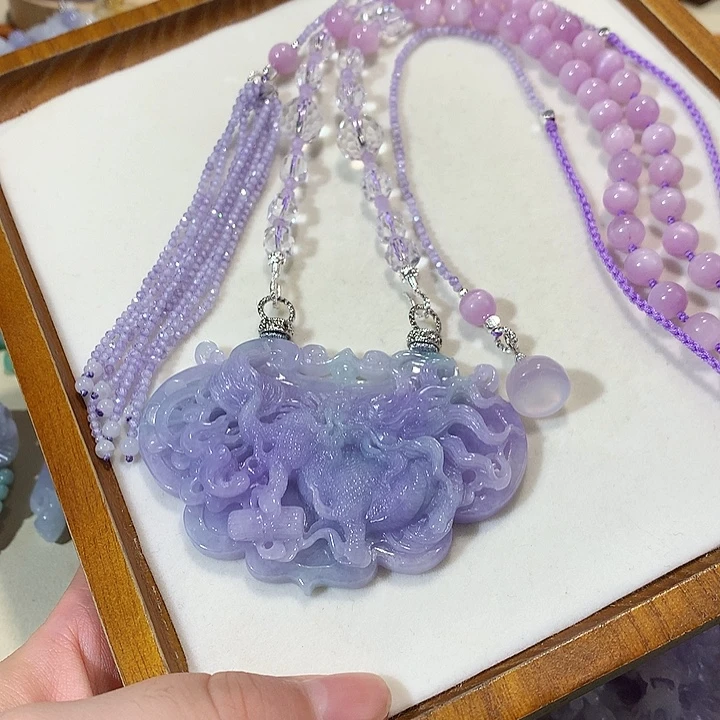 翡翠未镶嵌颈饰翡翠吊坠