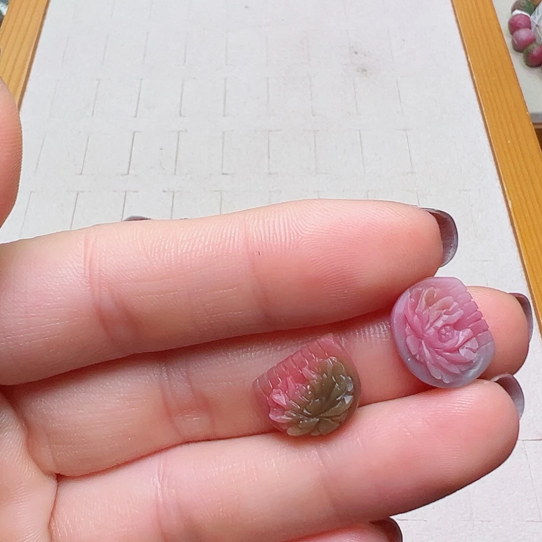 未镶嵌盐源玛瑙定制石英质玉