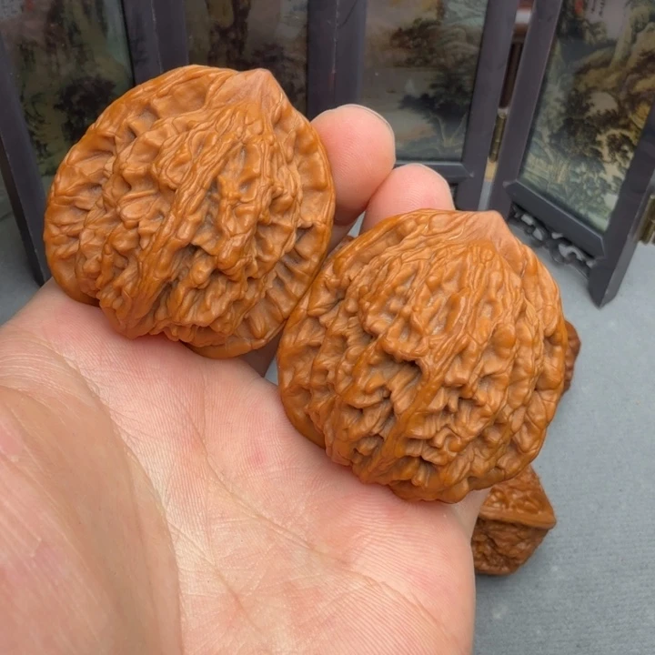 文玩核桃吊坠麦虎43
