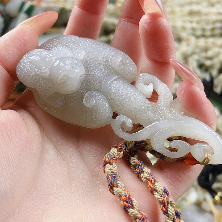 未镶嵌和田玉挂件