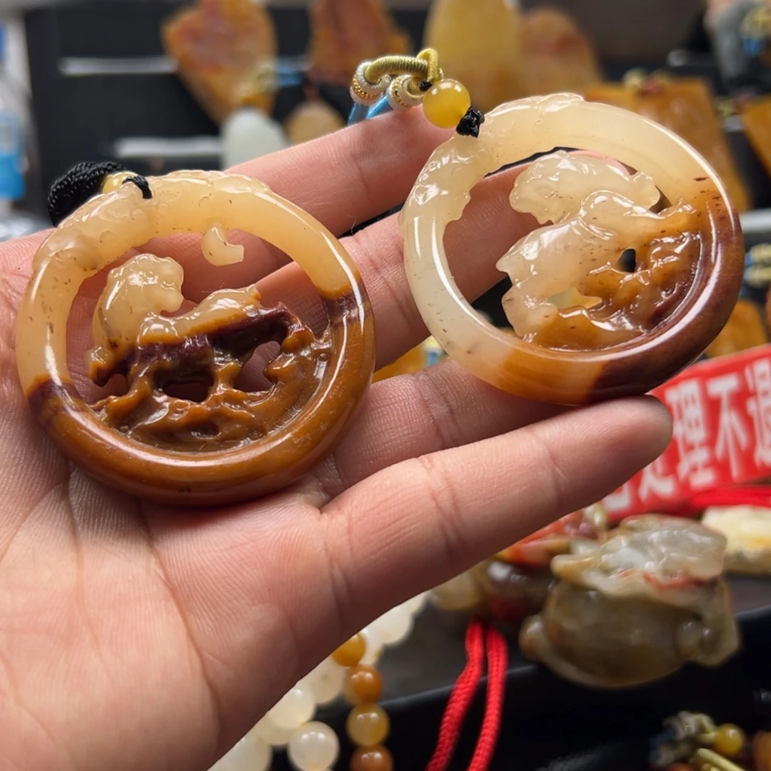 石英质玉（黄龙玉）未镶嵌多选发其一