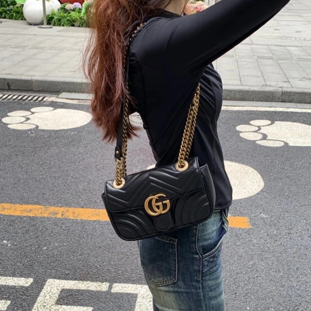 95新 GUCCI/古驰 黑金22马蒙斜挎包/1441