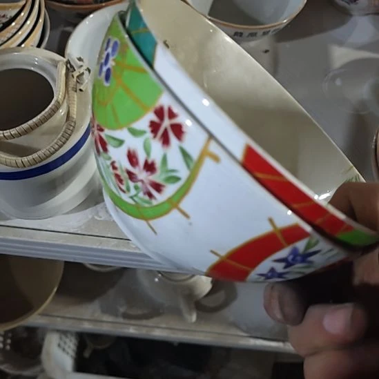 茶盏陶瓷盘子碗啥都有