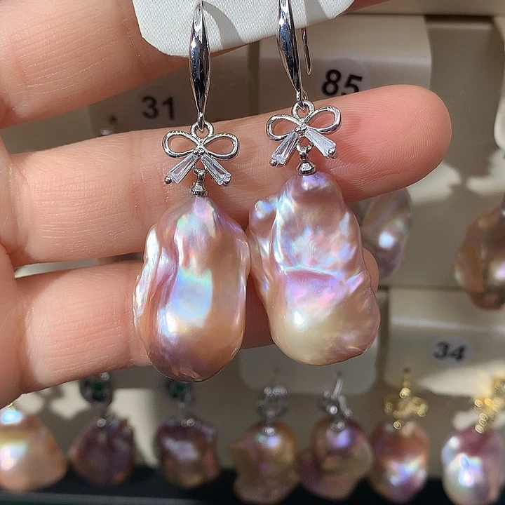 颈饰未镶嵌淡水珍珠