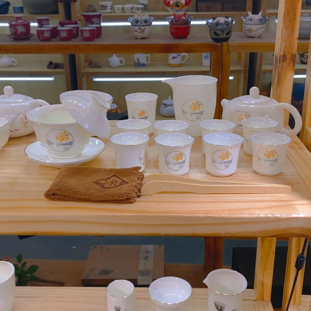 不止中国白羊脂玉瓷