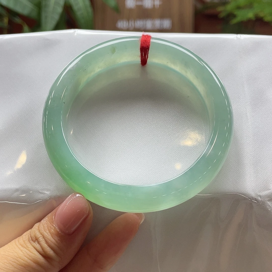 未镶嵌手镯翡翠70 号链接