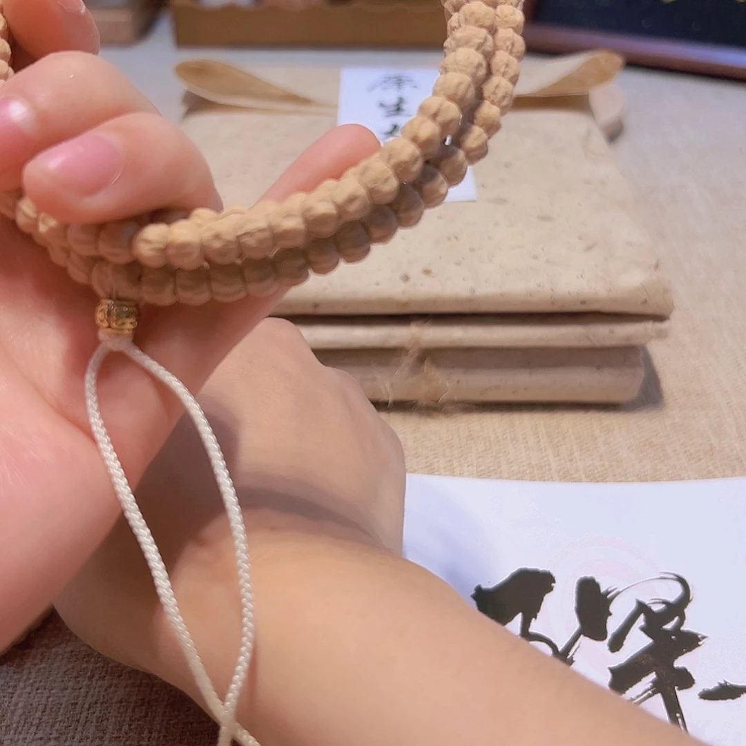 柏香籽/百香籽吊坠夕**下