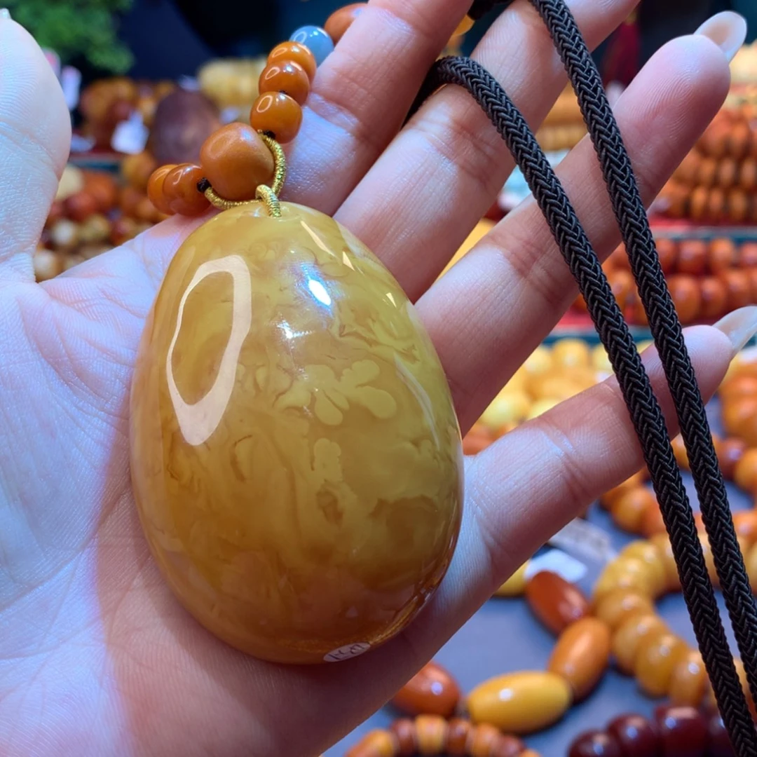 【闪购商品】蜜蜡吊坠(赠链)未镶嵌