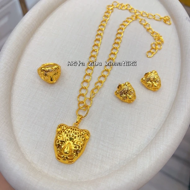 铜合金项链 新款时尚大方百搭气质个性好看欧美三件套 精致轻奢